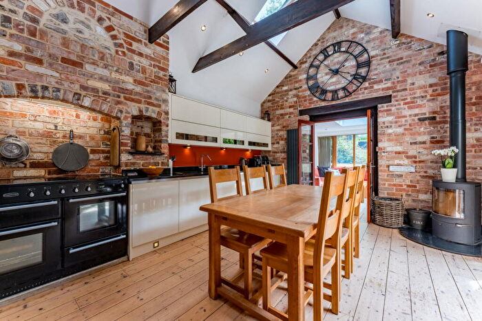 5 Bedroom Detached House For Sale In Cooks Lane, Axminster, EX13