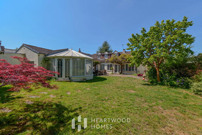 4 Bedroom Detached House For Sale In Highfield Road, Sandridge, St. Albans, AL4