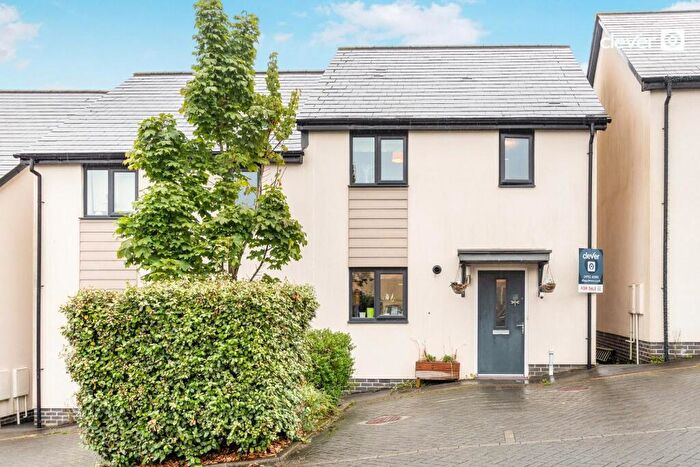 3 Bedroom Semi-Detached House For Sale In Lavinia Drive, Plympton, PL7