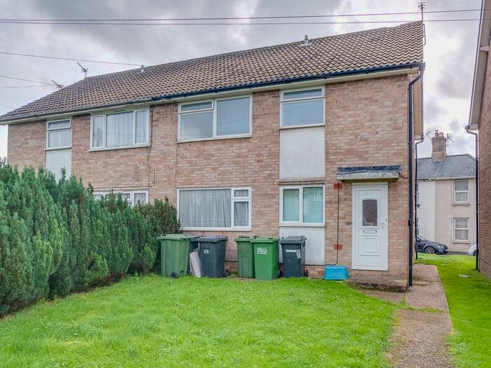 1 Bedroom Flat To Rent In Ashford Close, Hailsham, East Sussex, BN27