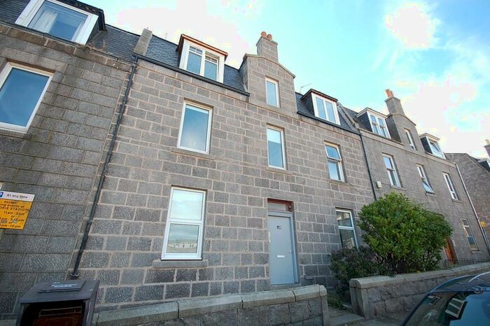 2 Bedroom Flat To Rent In Merkland Road East, City Centre, Aberdeen, AB24