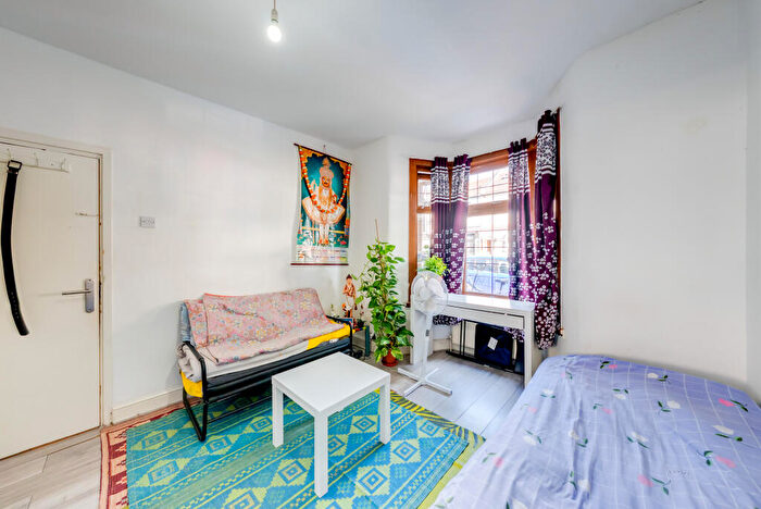 3 Bedroom Terraced House For Sale In Lansdown Road, London, E7