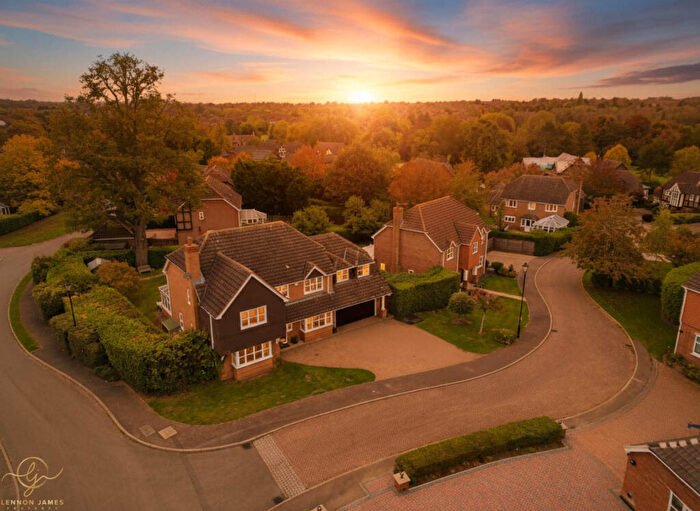 5 Bedroom Detached House For Sale In Laurel Valley, Collingtree Park, Collingtree, NN4