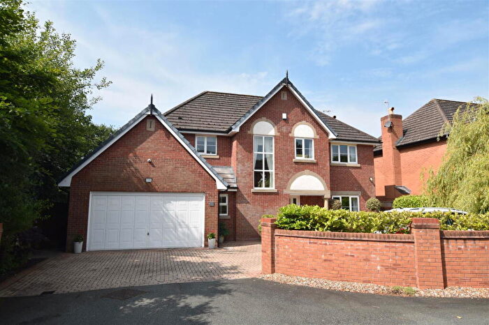 4 Bedroom Detached House For Sale In Fairways, Prenton, CH42