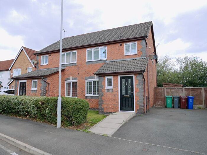 3 Bedroom Semi-Detached House For Sale In Northumberland Way, Manchester, M22