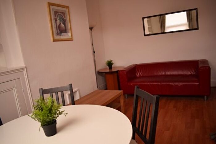 4 Bedroom Property To Rent In Wetherby Place, Burley, Leeds, LS4