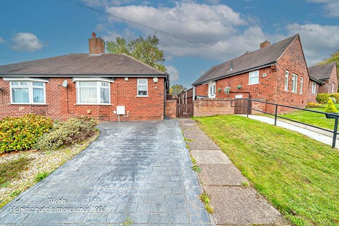 1 Bedroom Semi-detached Bungalow For Sale In Gray Road, Hednesford, Cannock, WS12