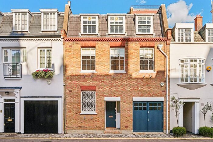 4 Bedroom Property To Rent In Clabon Mews, Knightsbridge, SW1X