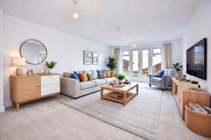 4 Bedroom Detached House For Sale In Old Ashford Road, Lenham, Kent, ME17