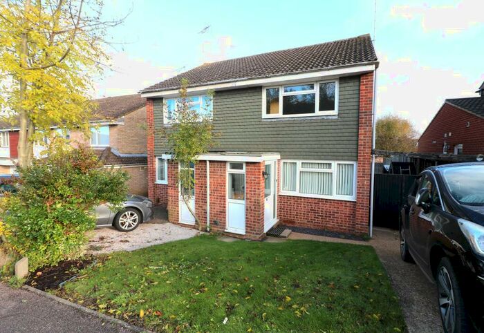 2 Bedroom Semi-Detached House To Rent In Orchard Way, Knebworth, SG3