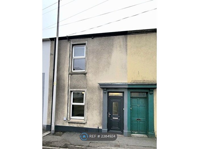 2 Bedroom Terraced House To Rent In Lammas Street, Carmarthen, SA31