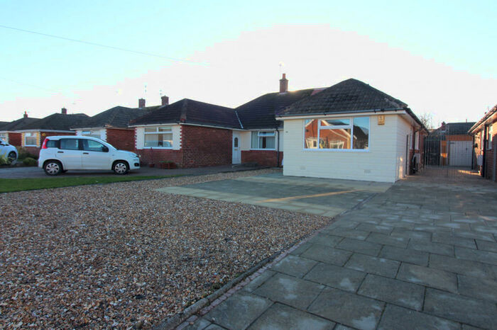 2 Bedroom Bungalow To Rent In Luton Road, Cleveleys, FY5