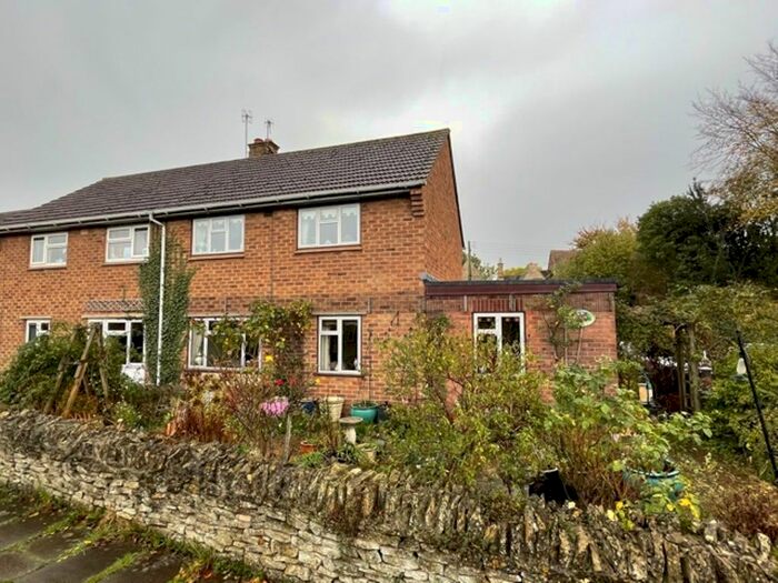 2 Bedroom Terraced House For Sale In High Street, Honeybourne, WR11