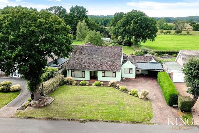 4 Bedroom Detached House For Sale In Perrymill Lane, Sambourne, Redditch, B96