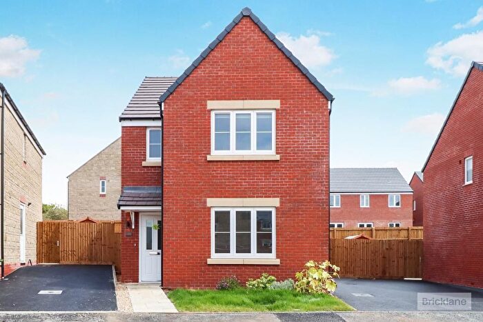 3 Bedroom Detached House To Rent In Dolan Drive, Weldon Park, Corby, Northants, NN17