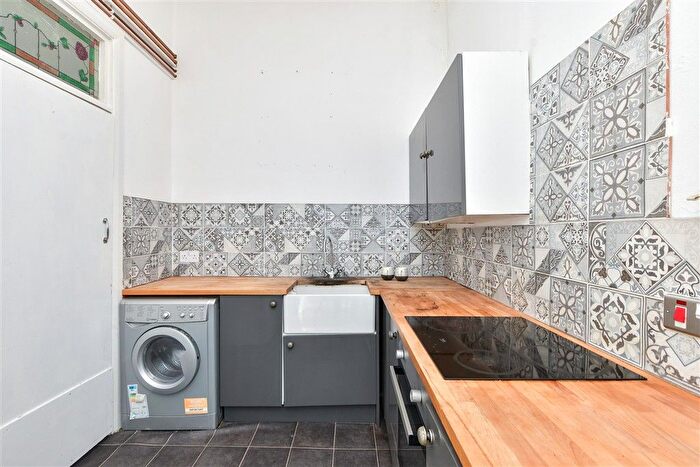 2 Bedroom Flat For Sale In Edgar Road, Cliftonville, Margate, Kent, CT9