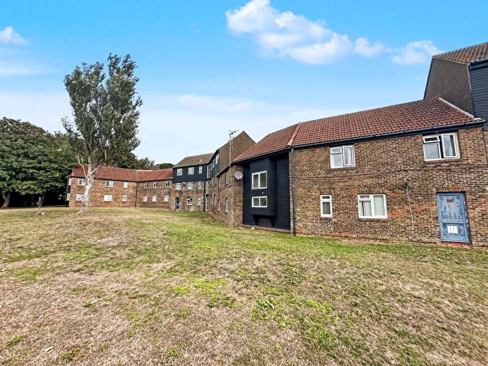 Studio For Sale In Cavendish House, Collingwood Close, Peacehaven, BN10