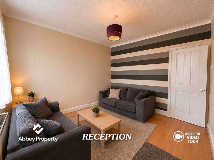 2 Bedroom Terraced House To Rent In Highbury Road, Luton, LU3