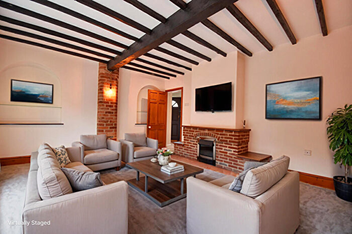 4 Bedroom Detached House For Sale In Pleasant Place, Louth, LN11