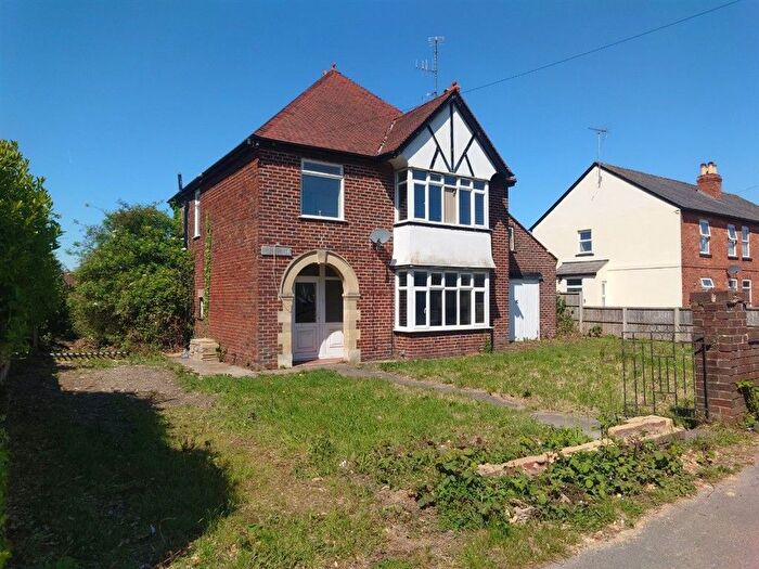 3 Bedroom Detached House For Sale In Bristol Road, Quedgeley, Gloucester, GL2