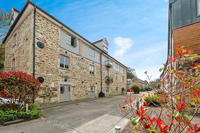 2 Bedroom Flat For Sale In Perran Foundry, Perranarworthal, Truro, TR3