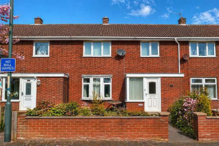 3 Bedroom Terraced House For Sale In Souter View, Whitburn, SR6