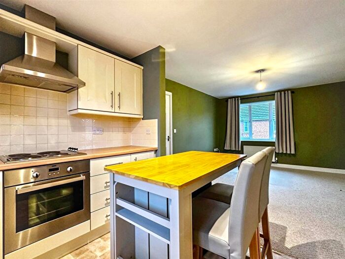 2 Bedroom Flat For Sale In Wardle Gardens, Leekbrook, Staffordshire, ST13