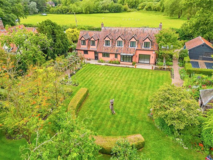 4 Bedroom Detached House For Sale In Walsham Road, Finningham, Stowmarket, IP14