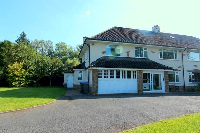 4 Bedroom Semi-Detached House To Rent In Low Lane, Acklam, Middlesbrough, TS5