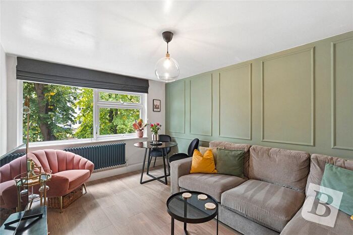 1 Bedroom Flat For Sale In Neale Court, Upminster Road, Hornchurch, RM11