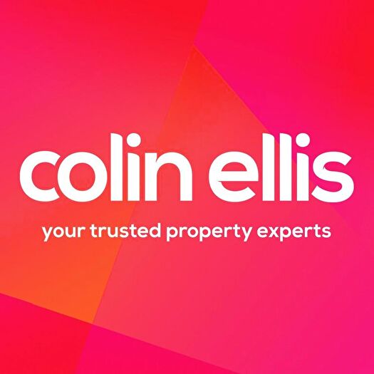 Property For Sale In Sandside, Scarborough, YO11