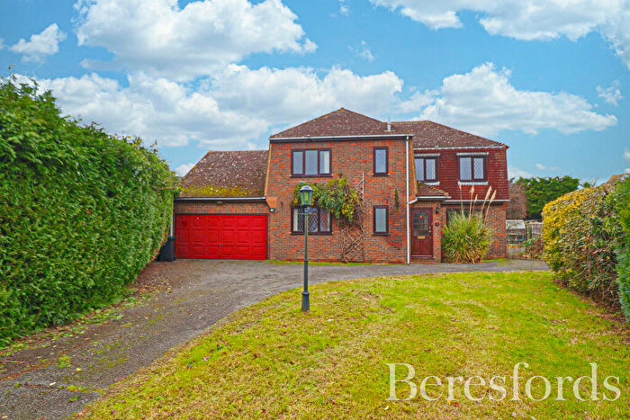 4 Bedroom Detached House For Sale In Barnmead Way, Burnham-on-Crouch, CM0