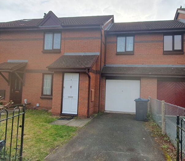 3 Bedroom Terraced House To Rent In Collycroft Place, Acocks Green, Birmingham, B27