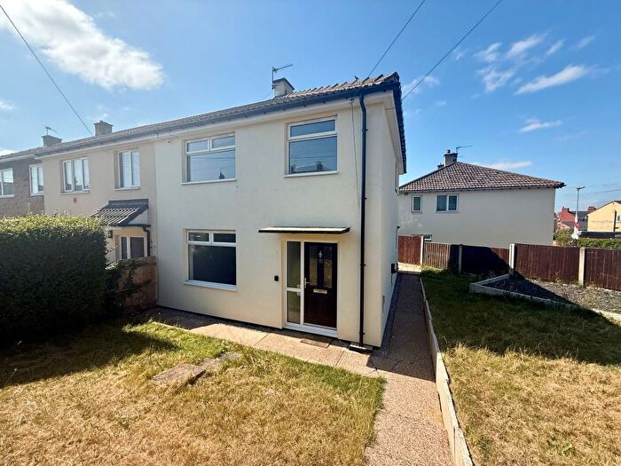 3 Bedroom End Of Terrace House For Sale In No. Vancouver Drive Bolton-Upon-Dearne, Rotherham, South Yorkshire, S63