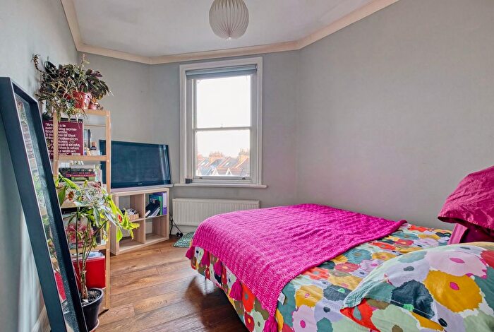 1 Bedroom Flat For Sale In Staplehurst Road, London, SE13