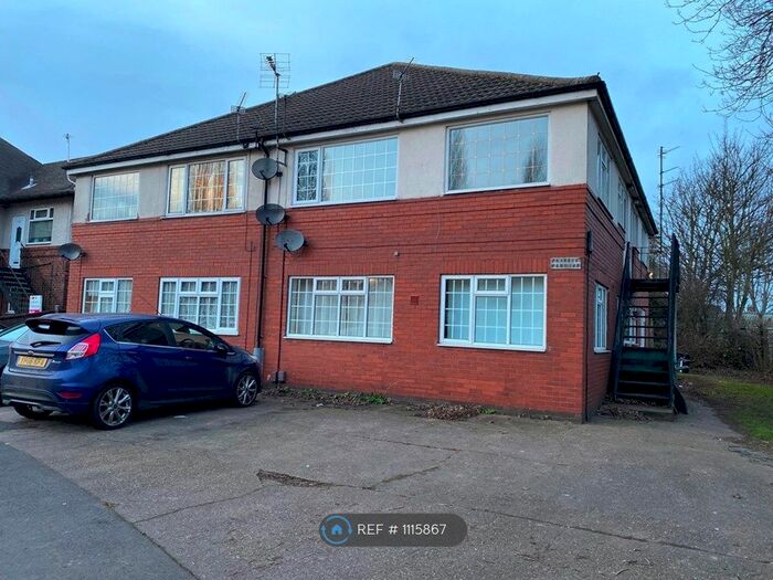 1 Bedroom Flat To Rent In Gladstone Drive, Scunthorpe DN16