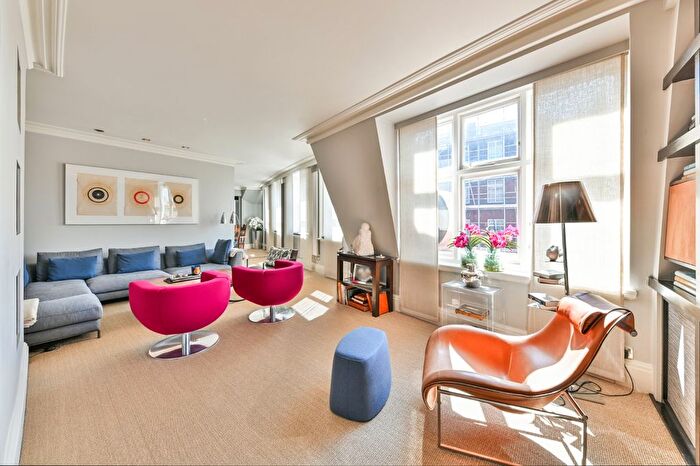 5 Bedroom Flat For Sale In Thackeray Street, Kensington, London, W8