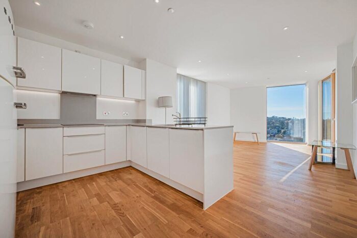 1 Bedroom Flat To Rent In St Mark's Square, Bromley, BR2