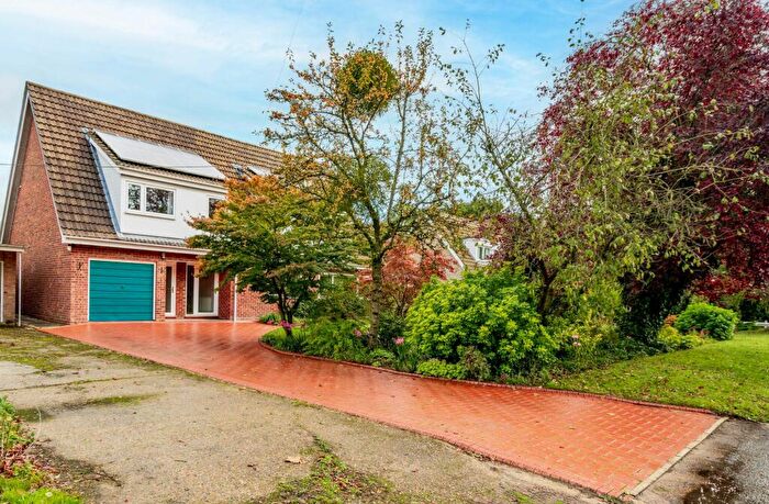 5 Bedroom Detached House For Sale In The Street, Reymerston, NR9