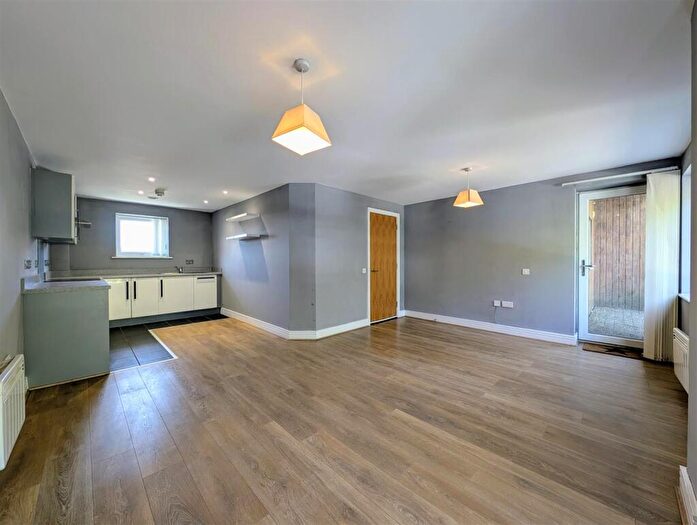 2 Bedroom Apartment To Rent In Park Lane Plaza, Liverpool, L1