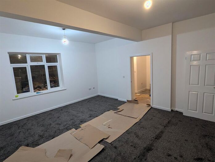 3 Bedroom Property To Rent In South Street, Walsall, WS1