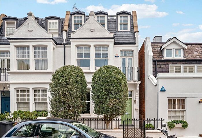 3 Bedroom Terraced House For Sale In Doria Road, Fulham, London, SW6