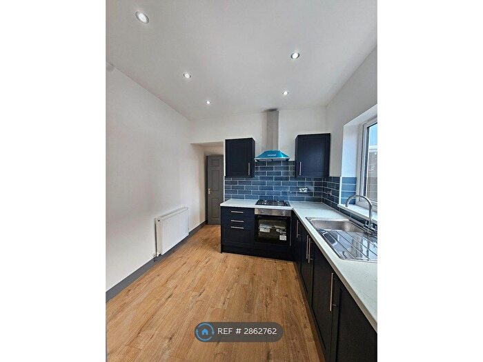 3 Bedroom End Terrace House To Rent In Lytham Road, Fulwood, Preston, PR2