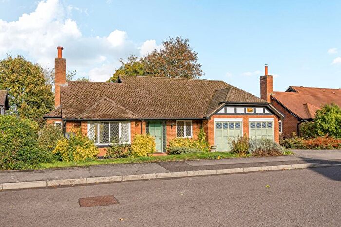 4 Bedroom Detached House For Sale In Bishops Drive, East Harnham, SP2