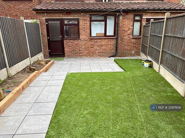 2 Bedroom Flat To Rent In Blackhorse Lane, London, E17