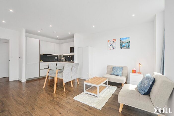 1 Bedroom Flat To Rent In Coster Avenue, London, N4