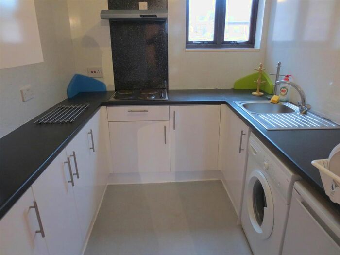 2 Bedroom Flat To Rent In The Mews, Newcastle Upon Tyne, NE1