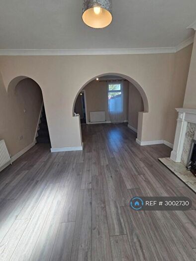 3 Bedroom Terraced House To Rent In Beresford Road, Gravesend, DA11