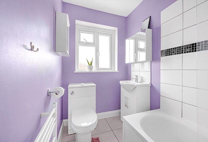 2 Bedroom Detached Bungalow For Sale In Arundel Road West, Peacehaven, BN10