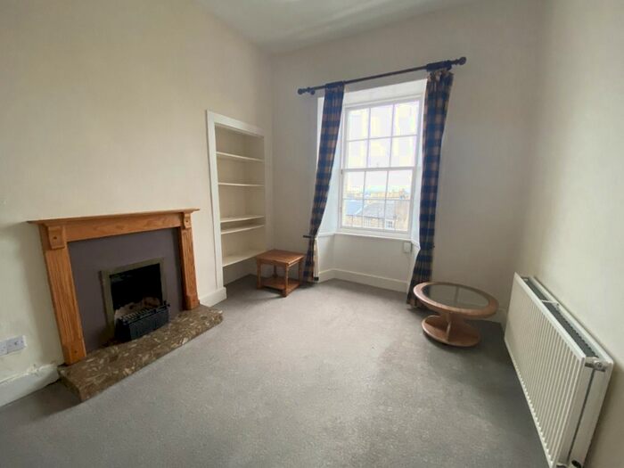 1 Bedroom Flat To Rent In Broughton Street, Edinburgh, EH1